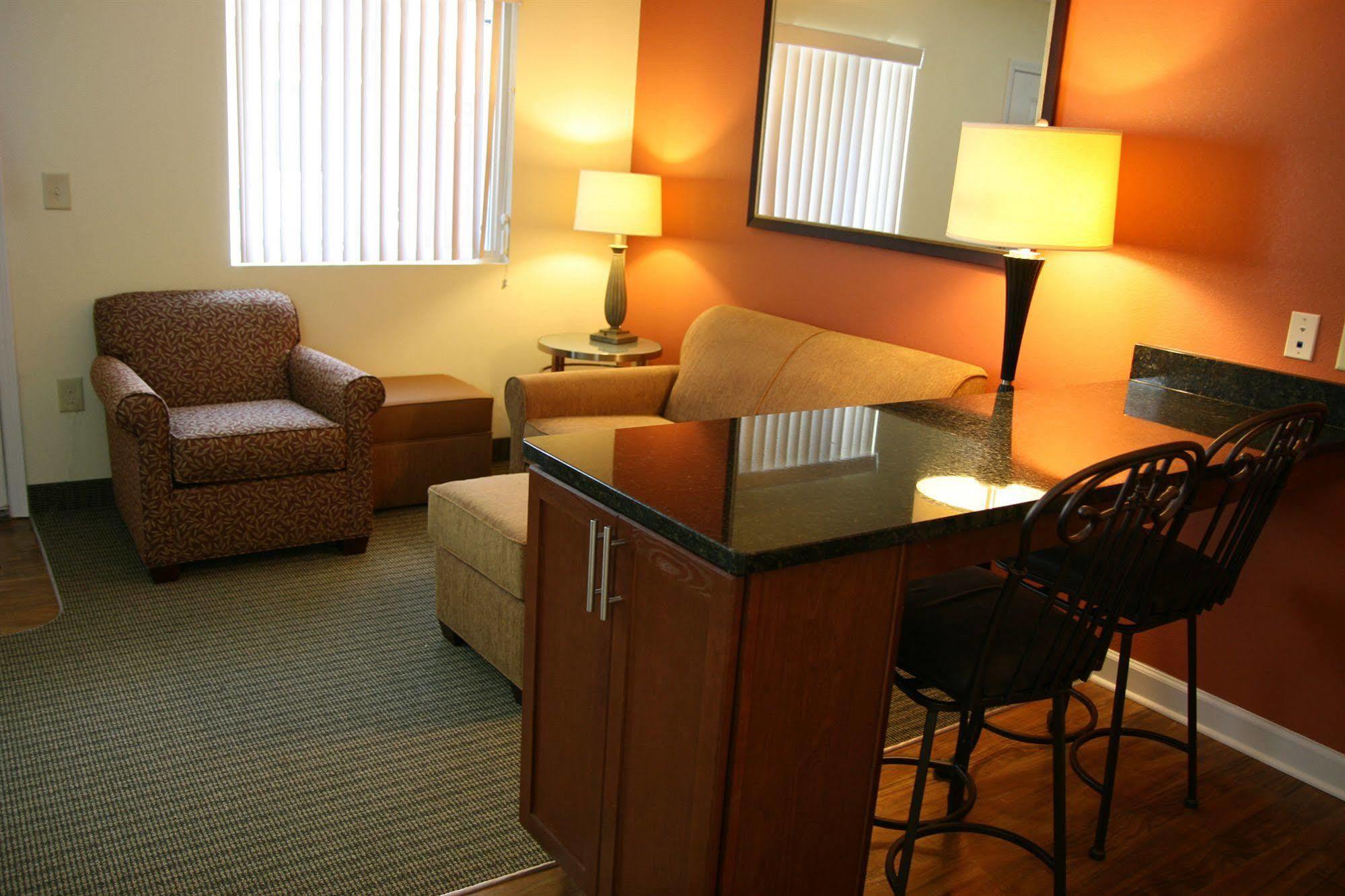 Affordable Suites - Fayetteville/Fort Bragg Экстерьер фото